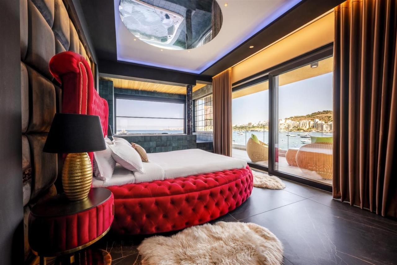 Hotel Damare & *